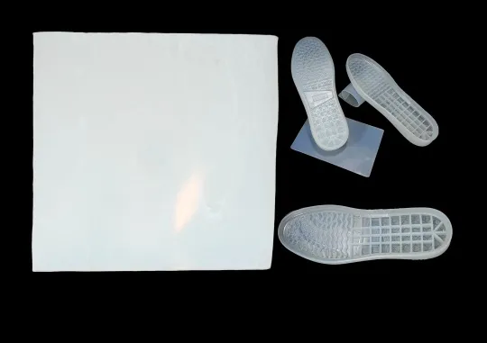 透明なゴムコンパウンド